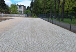  (photo)