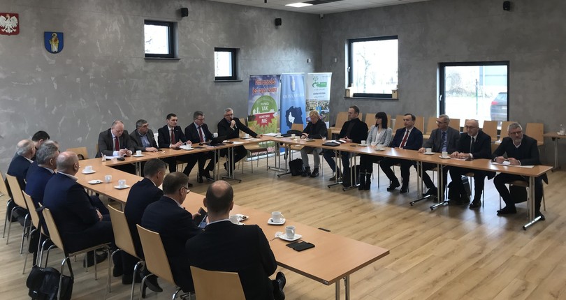Zagrożenia dla społeczności lokalnej wynikające z ochrony złóż kopalin w Polsce